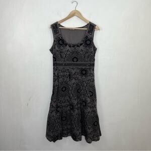 per una Marks & Spencer Black Gray Floral Embellished Sequin Sleeveless Dress